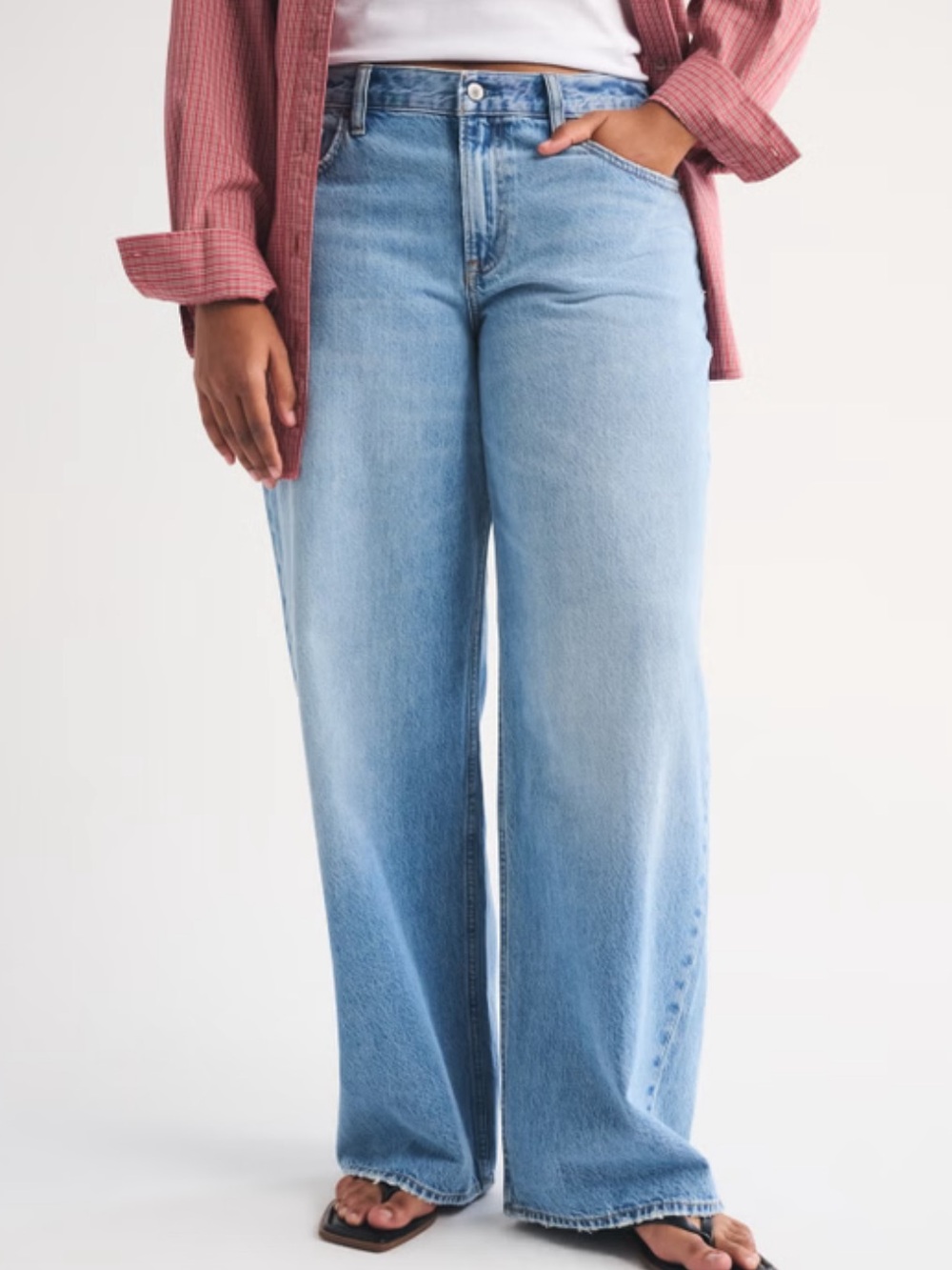 Abercrombie Low Rose Ultra Loose Curve Love Light Wash Jeans 29T Tall